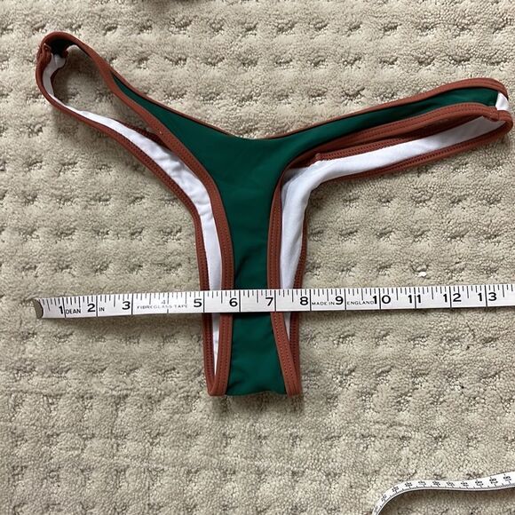 Bikini no tags. I’m a 34b and it’s small. Brazilian bottoms. - Picture 5 of 6